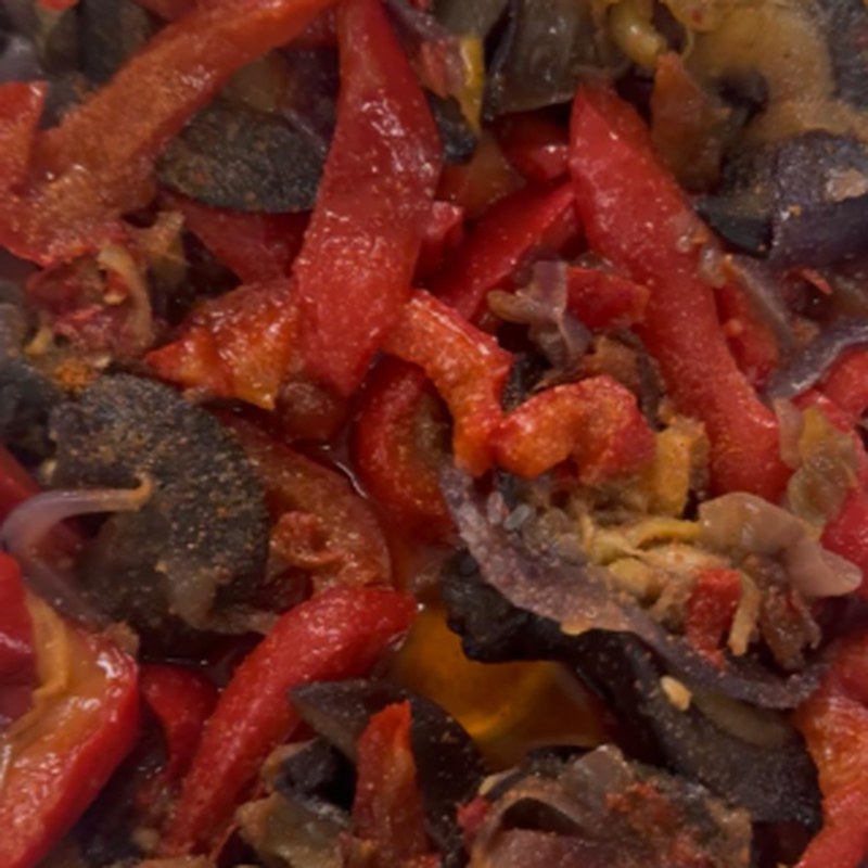 Succulent Peppered Snails